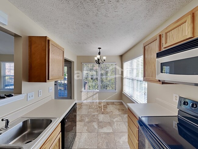 Foto del edificio - 1602 Twin Ledge Ct