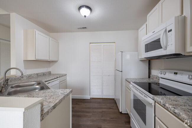 Interior Photo - Trails West Apartments