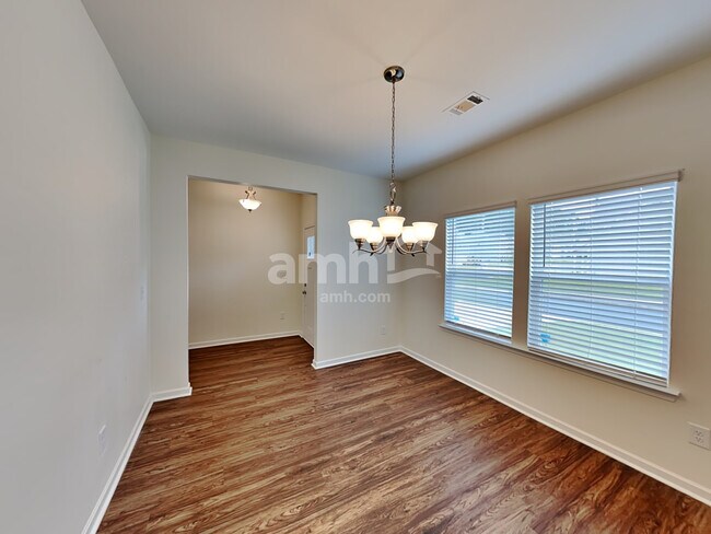 Foto del edificio - 14 Jackson Brook Loop