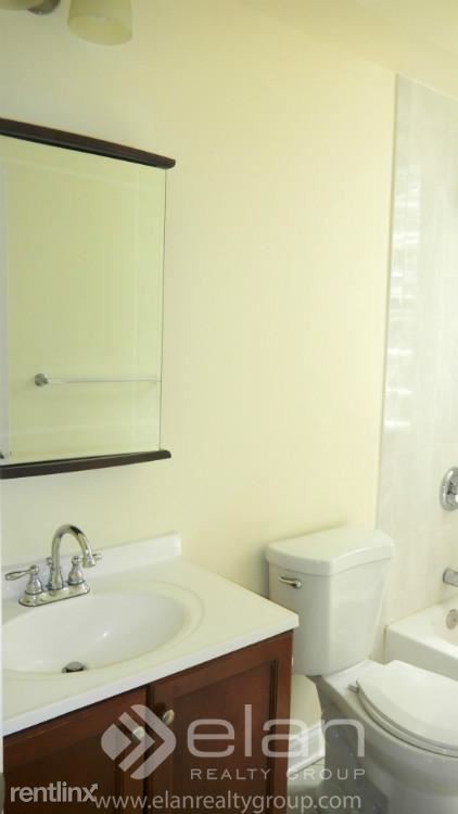 Foto del edificio - 4715 W Cornelia Ave