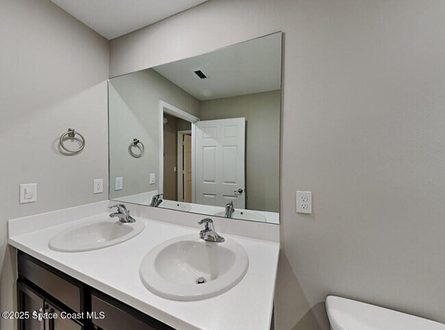 Foto del edificio - 2702 Hester Ave SE