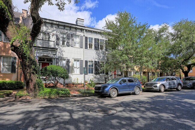 Foto del edificio - 403 Tattnall St