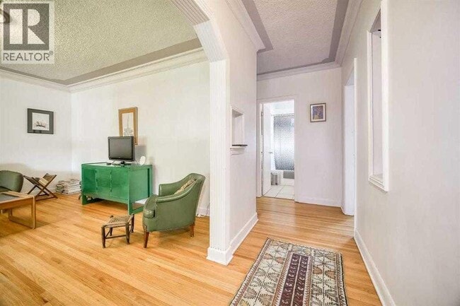 Building Photo - 2510-2516 16 St NW