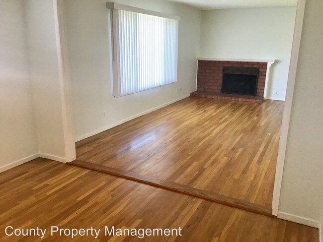 Building Photo - 4 br, 2 bath House - 2207 Dunnigan Street