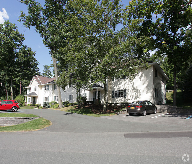 Oakbrook Commons - Oak Brook Commons