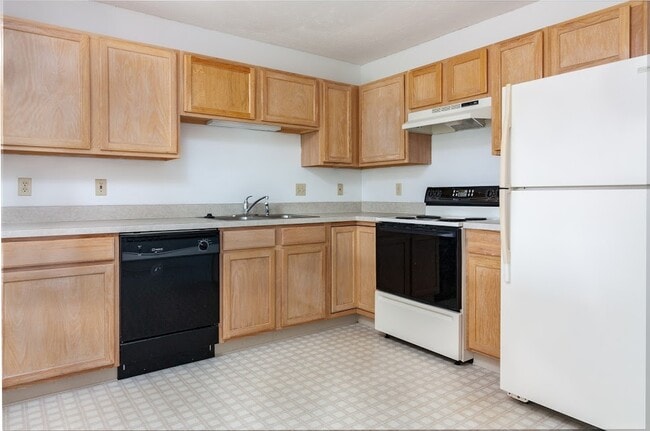 Kitchen(2) - 9964 Beverly Ln