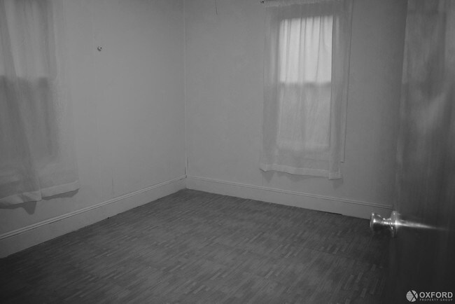 Building Photo - 150 Bay 11th Street