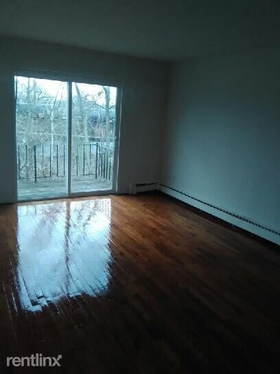 Primary Photo - 315 Sheehan Ave