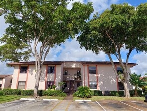 Building Photo - 860 NE 209th Terrace