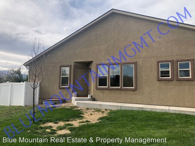 Building Photo - 3 br, 2.5 bath House - 4119 Park Haven View