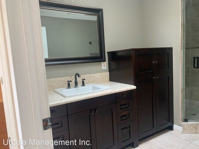 Building Photo - 3 br, 2 bath House - 2936 Marengo Avenue