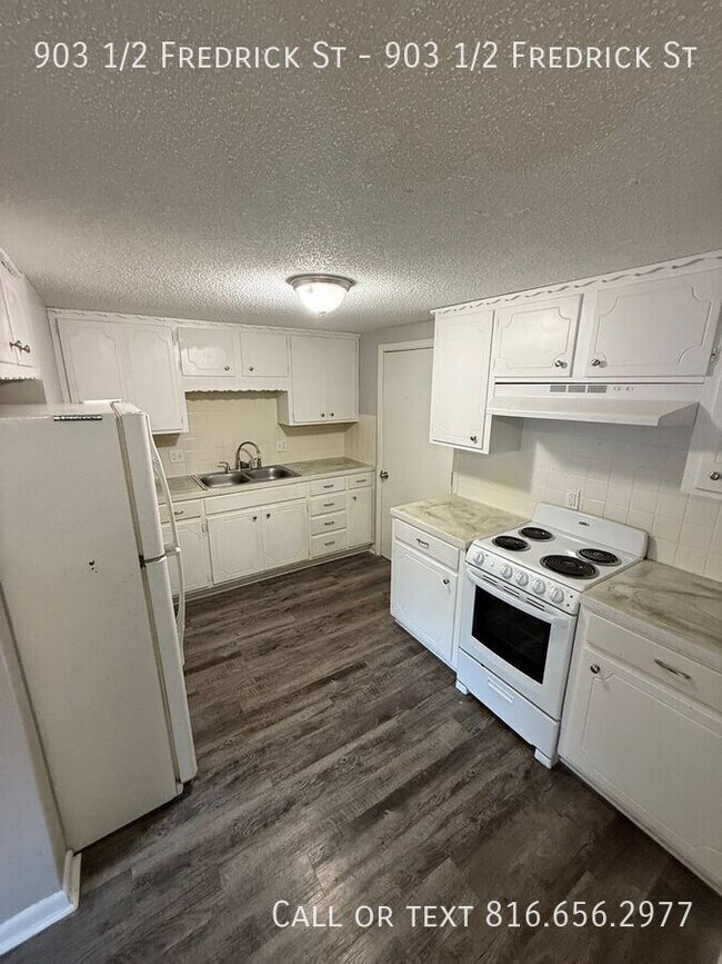 Building Photo - 903 1/2 Fredrick St-903 1/2 Fredrick St