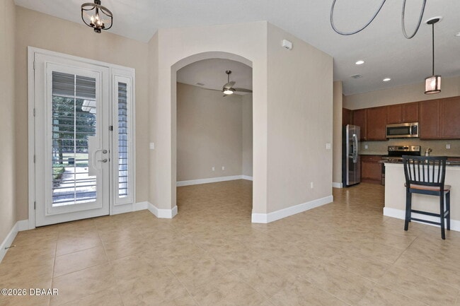 Building Photo - 716 Aldenham Ln