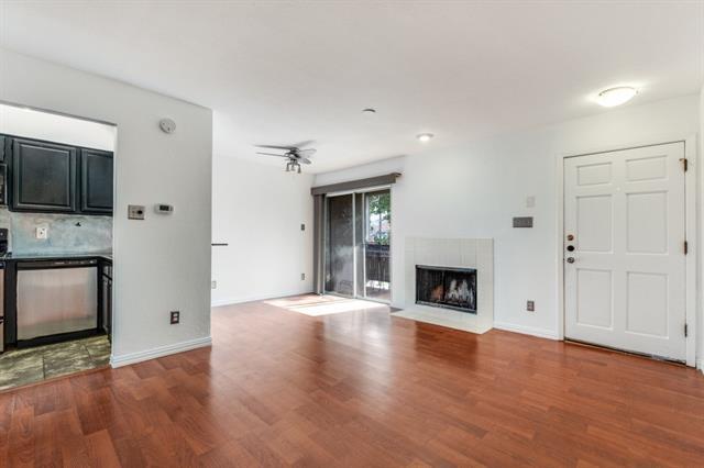 Foto del edificio - 5740 Martel Ave