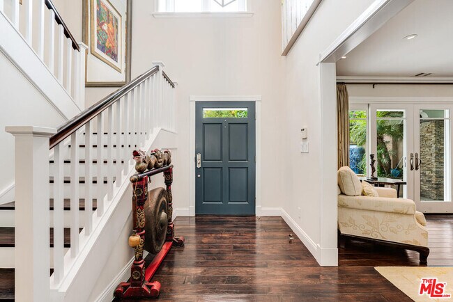 Foto del edificio - 17965 Surfview Ln