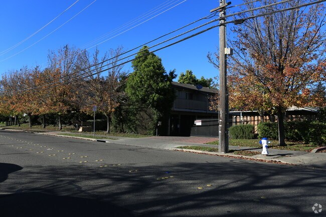 Santa Rosa Recycling Center >> Woodside Garden Apartments Apartments - Santa Rosa, CA | Apartments.com Santa Rosa Recycling Center >> Woodside Garden Apartments Apartments - Santa Rosa, CA | Apartments.com