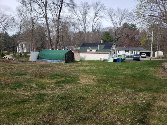 Back View - 422 Lindsey St