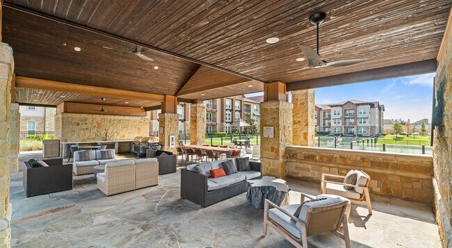Foto del edificio - 1700 Katy For Bend Rd