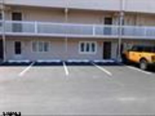 Foto principal - 323 44th St S