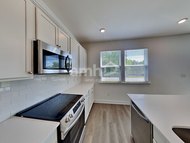 Building Photo - 228 Argea Dr