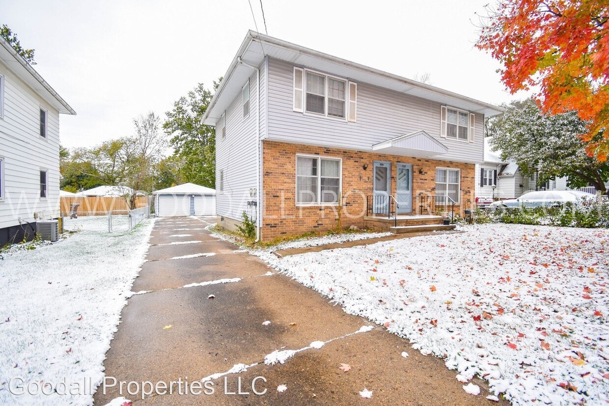 1932 E 29th St, Des Moines, IA 50317 House Rental in Des Moines, IA