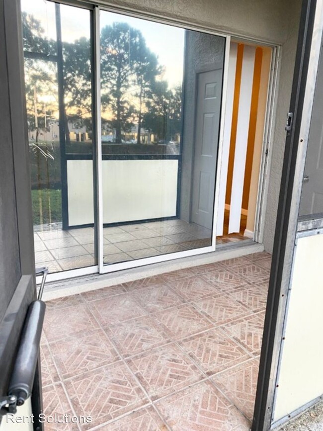 Building Photo - 2 br, 2 bath House - 2314 Lake Heather Hei...