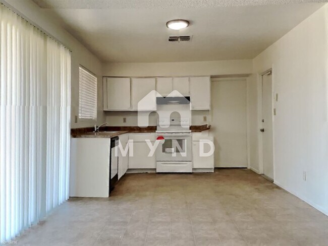 Foto del edificio - 3 br, 2 bath House - 3107 W Michigan Ave