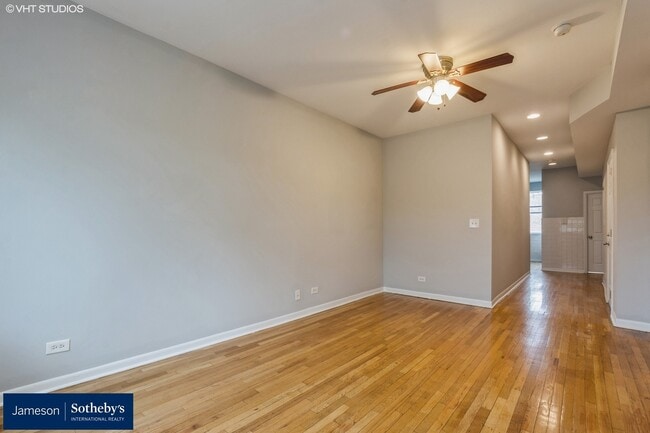 Foto del edificio - 3818 W Ainslie St