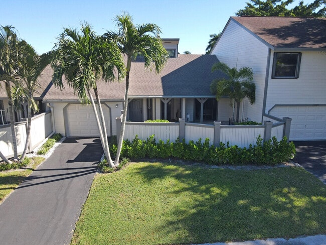 Building Photo - 13403 Bedford Mews Ct