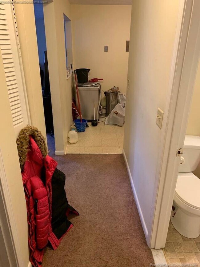 Foto del edificio - 740 Central St