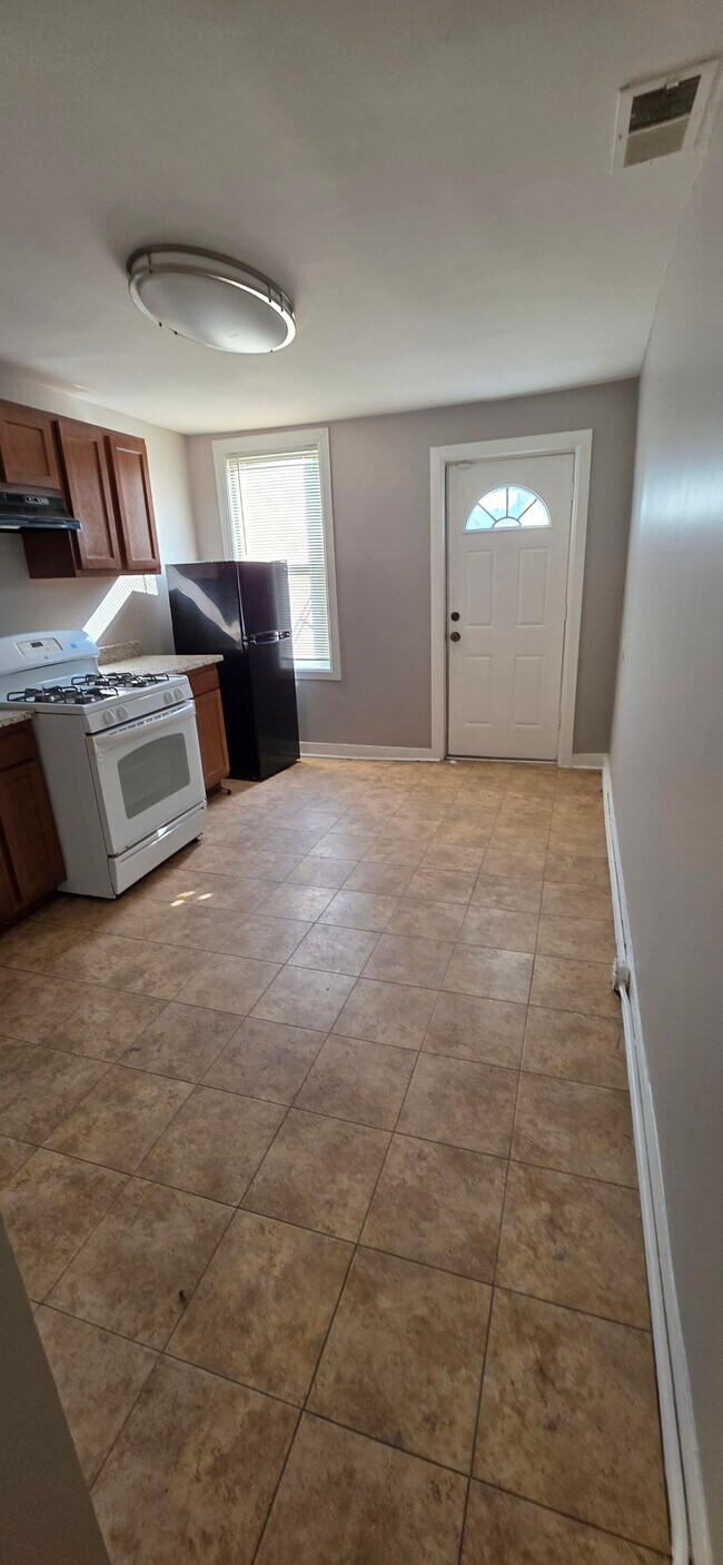 Building Photo - 2528 Druid Hill Ave