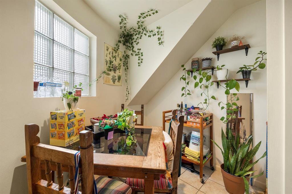 Foto principal - 2505 Seton Ave