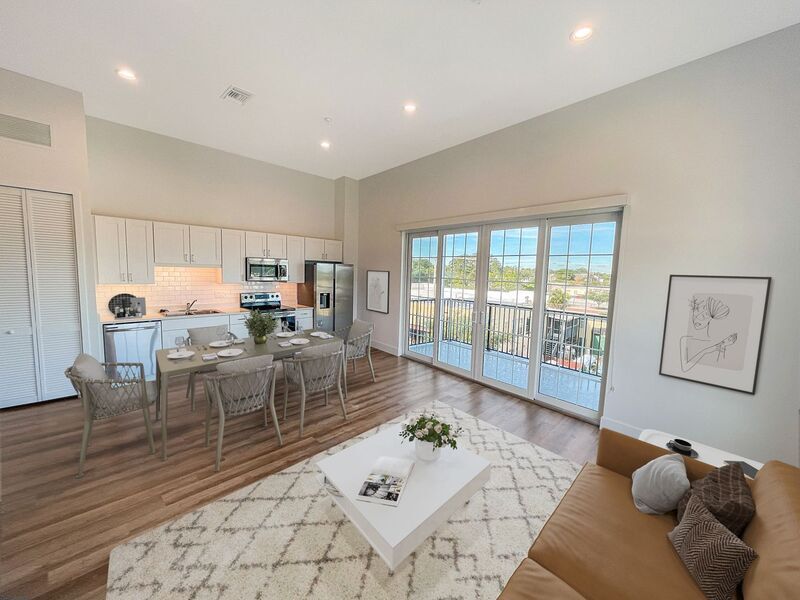 201 Sanford Ave Unit 301, Sanford, FL 32771 Condo for Rent in