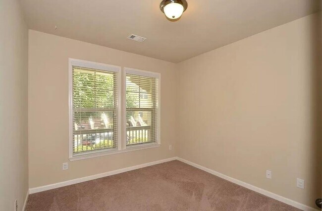 Building Photo - 4411 Village Field Place