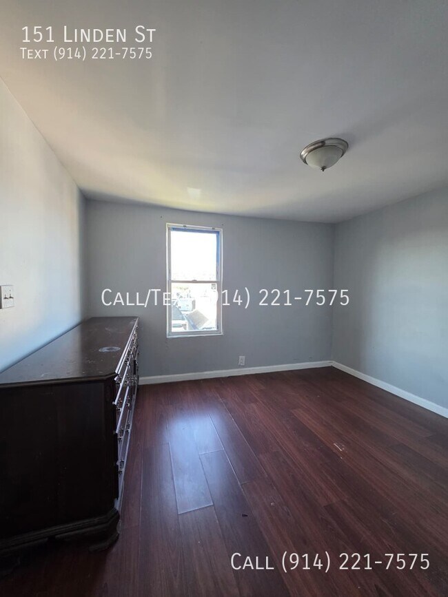 Foto del edificio - 151 Linden St