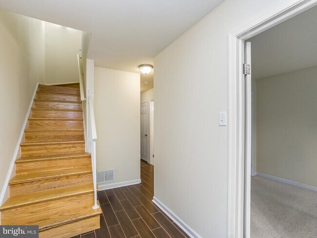 Foto del edificio - 1128 N Taylor St