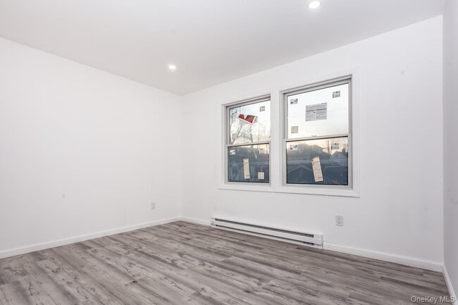 Foto del edificio - 300 Highland Ave