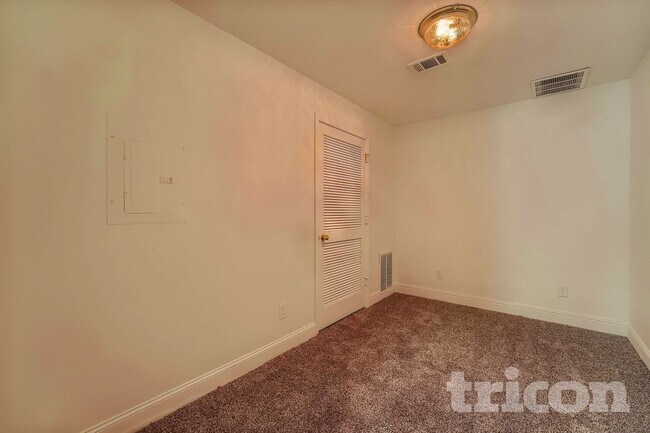 Foto del edificio - 4365 Rosestone Ct