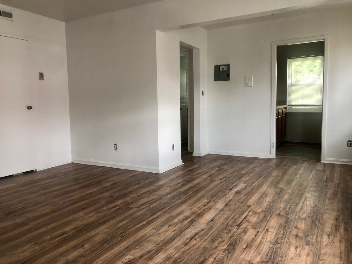 Primary Photo - Villa View Apartments