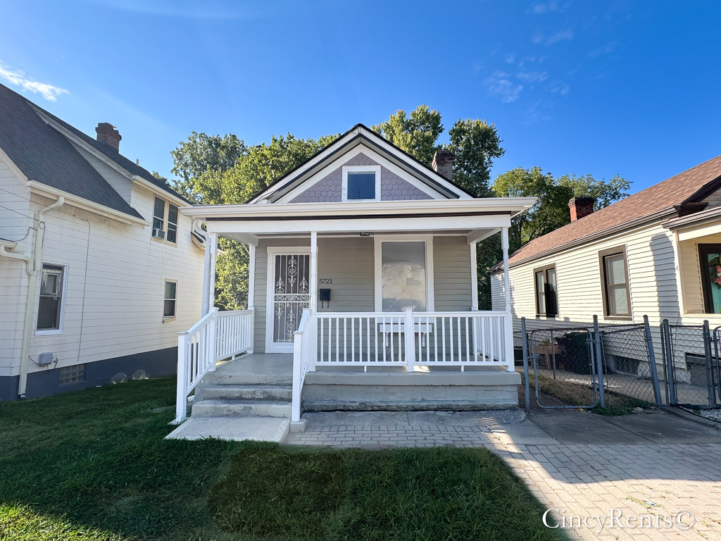 Foto principal - 5721 Bramble Ave