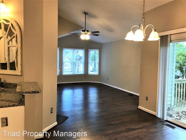 Building Photo - 2 br, 2 bath House - 3909 King Edward Ct.