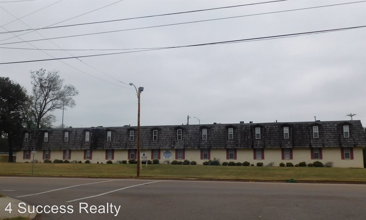Primary Photo - 3725 Millbranch Rd