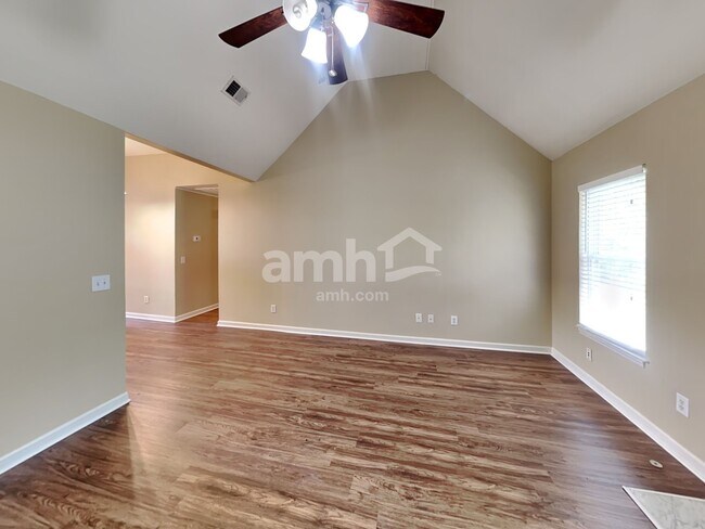 Foto del edificio - 1578 Laurel Ledge Dr