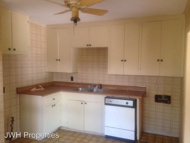 Foto del edificio - 250 1/2 E Jordan St