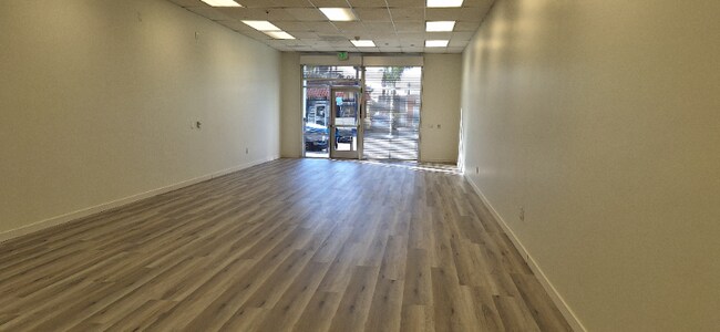 Foto del edificio - 5041 Whittier Blvd