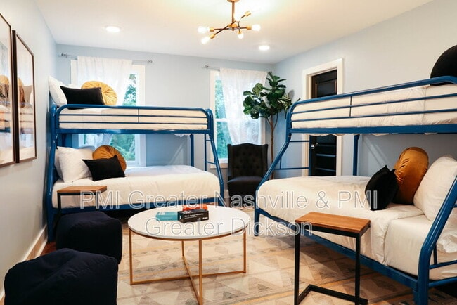 Foto del edificio - 11 N Hill St