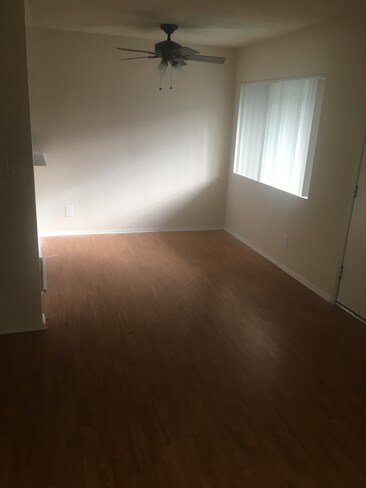21001 12 - 21001 Bryant St