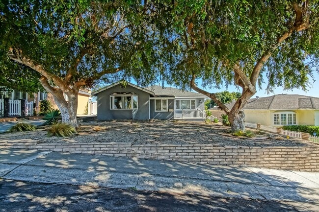 Photo - 2809 Carlsbad Street House