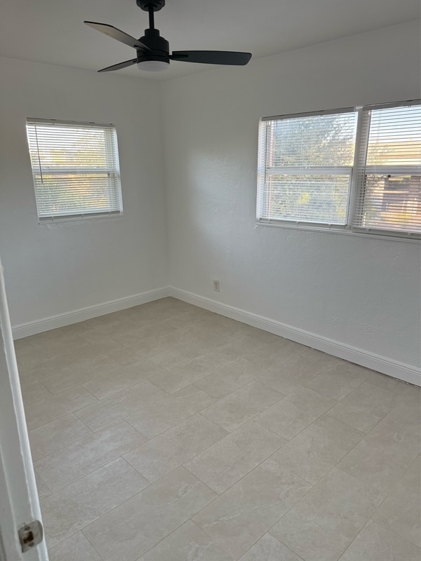 Foto del edificio - 2112 9th Ave N