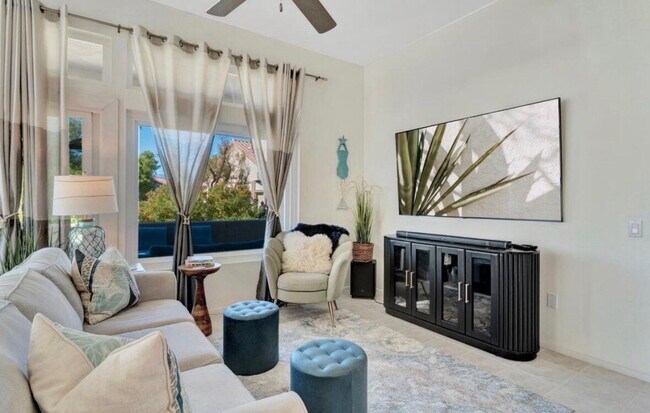 Foto del edificio - 38635 Orangecrest Rd